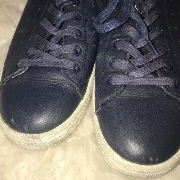 🎉 HP! Rare! PATRICK Navy Leather Sneakers - EUC! - Picture 4 of 9